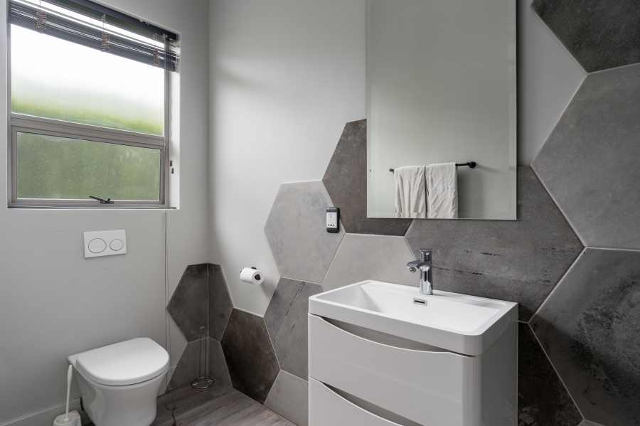 4 Bedroom Property for Sale in Pearl Valley at Val de Vie Western Cape